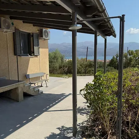 Ionian Retreat * Lixouri