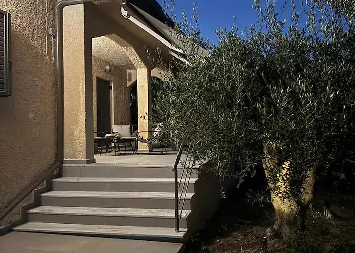 Ionian Retreat Lixouri